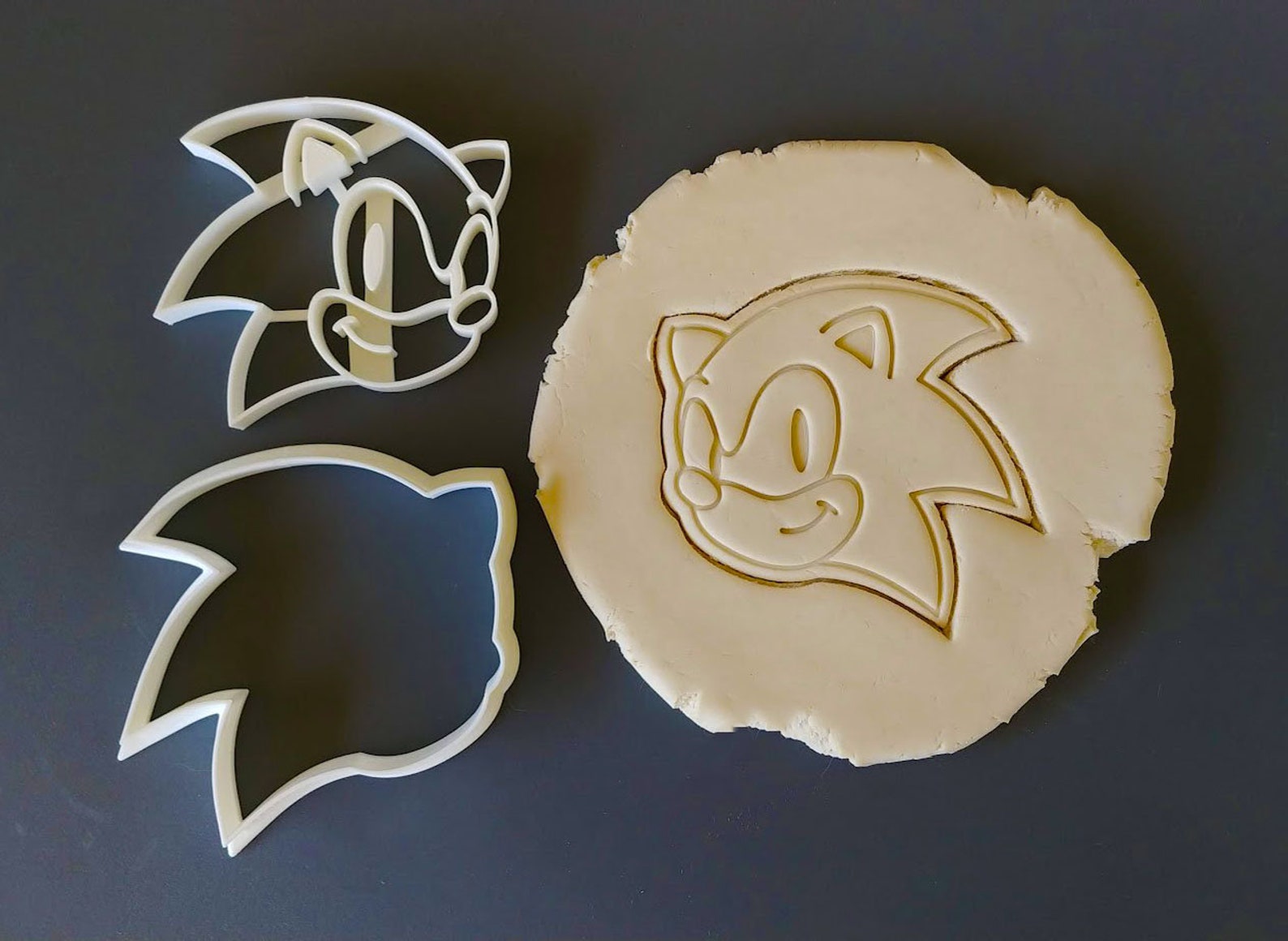 Sonic the Hedgehog Cookie Cutter Fondant Cutter Stamp Etsy
