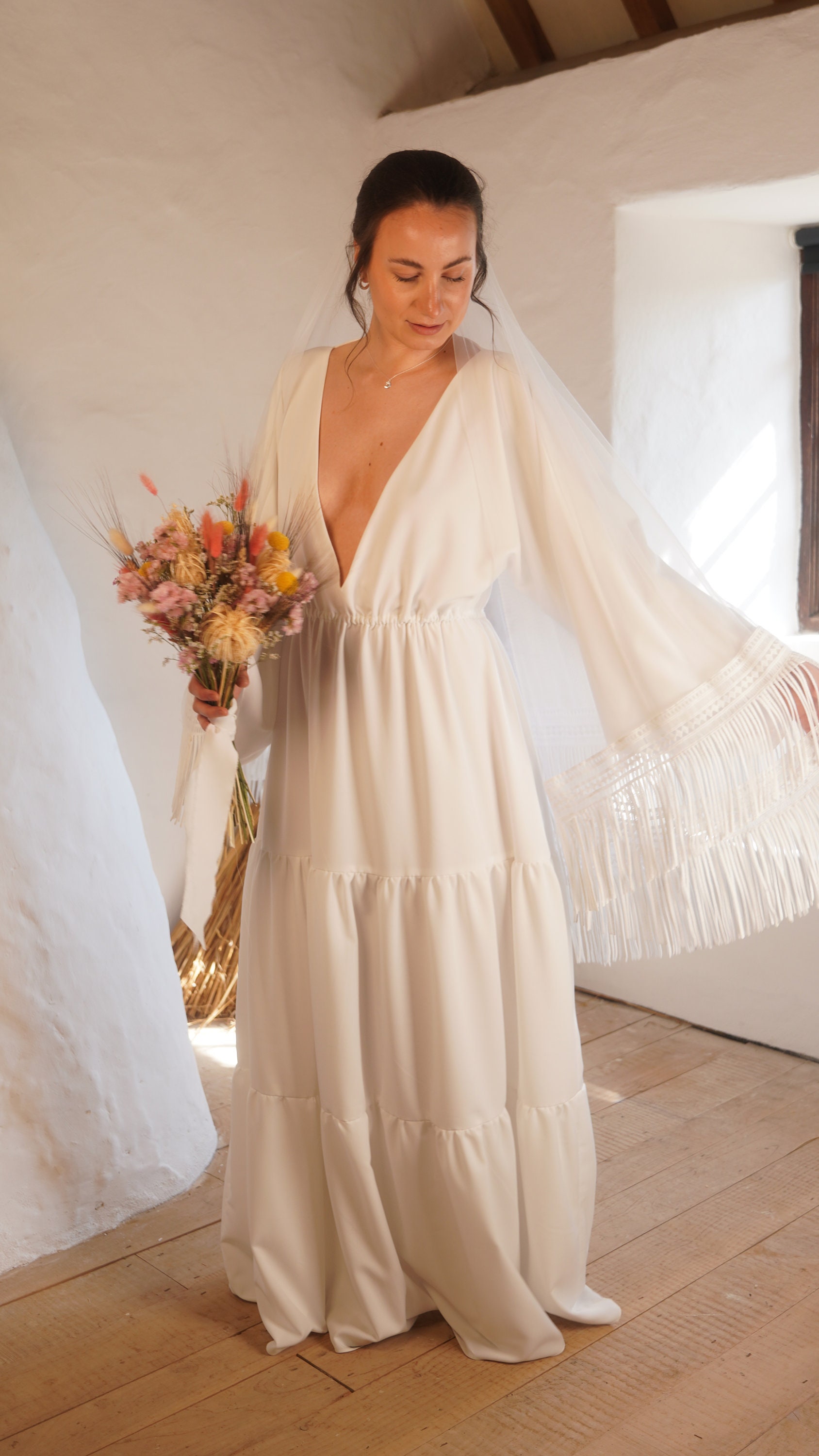 Tassel Bohemian Wedding Veil, Long Blusher Veil With Tassel  display picture 1