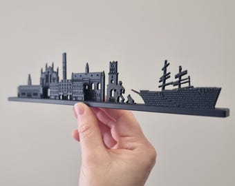 Dundee Skyline Ornament – Engraved Recycled Plastic Décor