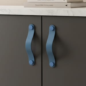 Tirador para muebles en azul celeste, tirador de cuero en tono azul, tirador de cuero para armario, tiradores de alta calidad para armario, tiradores de cuero para cocina, tiradores elegantes