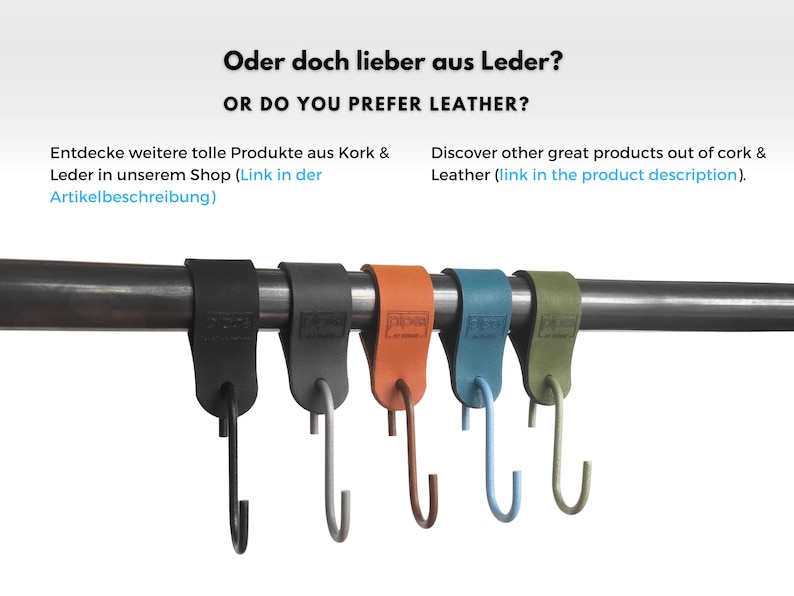 Pu&ograve; includere: Cinque ganci in pelle di diversi colori appesi a una barra di metallo. I ganci sono in pelle e hanno un gancio di metallo nella parte inferiore. I colori dei ganci sono nero, grigio, arancione, blu e verde.