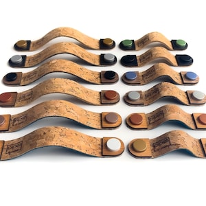 Furniture handle series &quot;Oka&quot; real cork & wood / German manufacture / handmade vegan cabinet handle, artificial leather alternative drawer handle