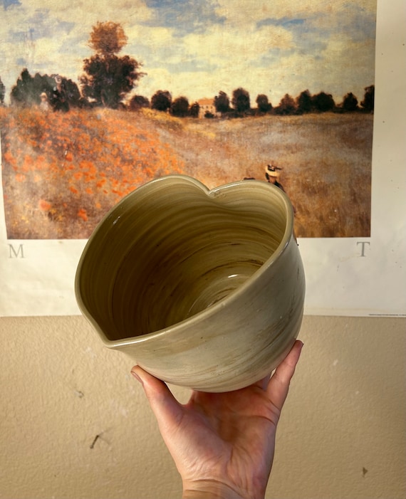 Marbled Heart Planter