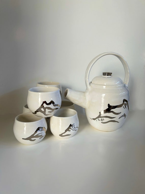 Silver Mountains Tea Set
