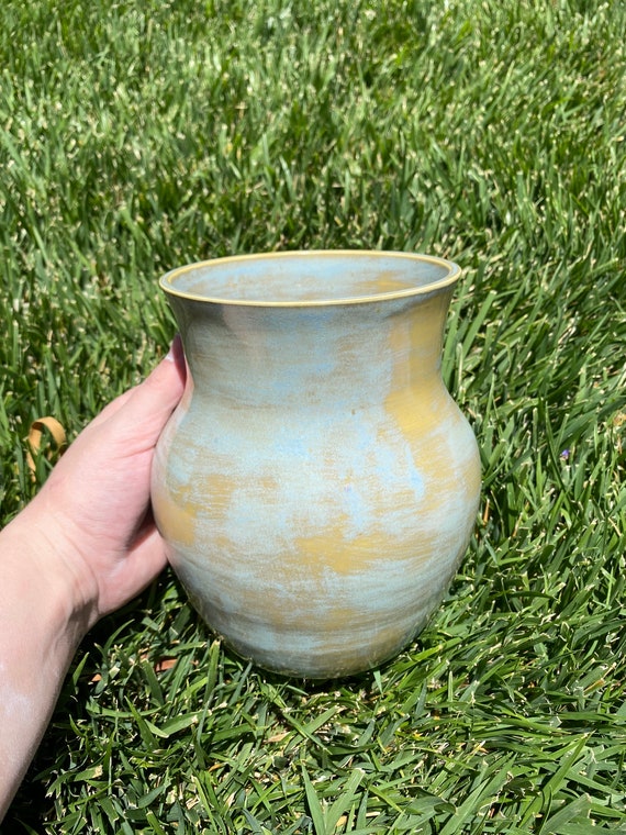 Country Farm House Vase