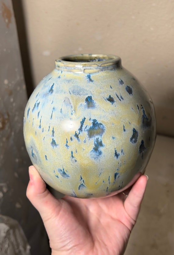 Forest Moss Vase