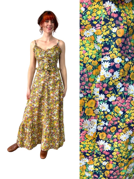 Incredible 1970 s Maxi Dress Flower Power Ruffle L