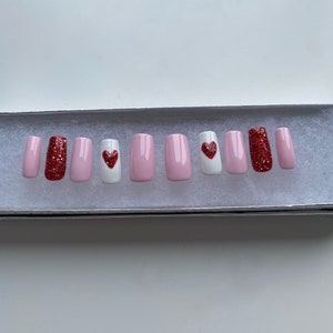 XOXO - Press on Nails