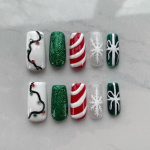 Merry Christmas - Press on Nails