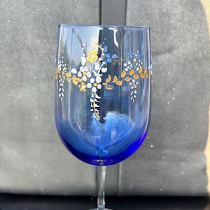 Hand Painted Wine Glass, Wine Glass, Wine Glasses, Glassware, Barware, hand painted wine glass, wine lover, mom gift, housewarming, handmade