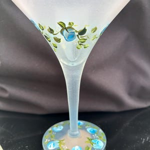 Hand Painted Martini Glass, Cocktail Glass, Glassware, Barware, gift for wife, gift for mom, girlfriend gift, housewarming gift,gift for her