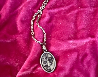 St Jude Medallion & Chain