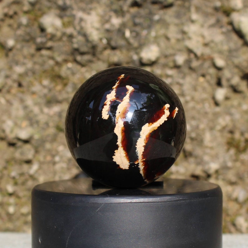 Indonesia amber Round Antique