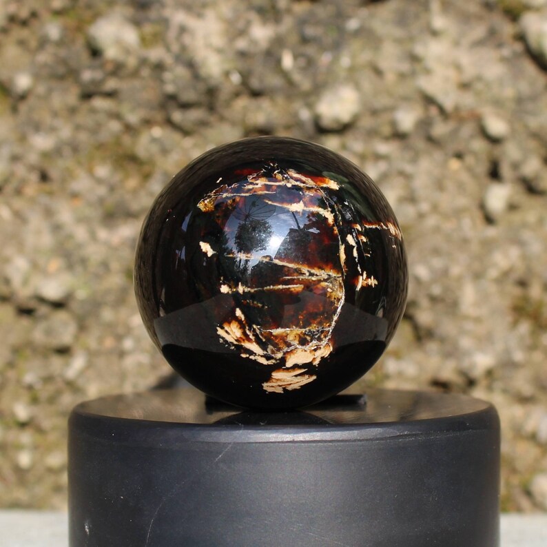 Indonesia amber Round Antique
