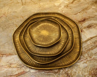 Set of 4 Nesting Trays – Brass finish Floral Serving Plates