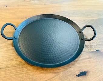 Black Metal Serving Tray with Handles – Rustic Round Decorative Platter for Kitchen, Coffee Table, Ottoman, Snacks, Drinks & Home Decor
