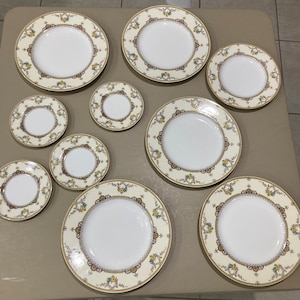 10 Piece Minton China B1325 Plate Set, Antique Minton Plate Set B1325 Pattern, Mintons China B1325 Lot of 10 Floral Scroll Plate Set