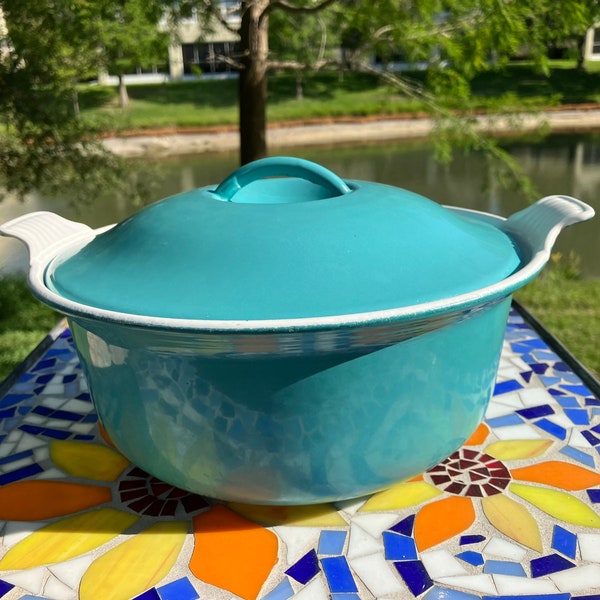 Vintage Le Creuset 24 Dutch Oven Turquoise 4.5 Quart Vintage Dutch Oven Paris Blue Le Creuset Vintage Mid Century Dutch Oven Made in France
