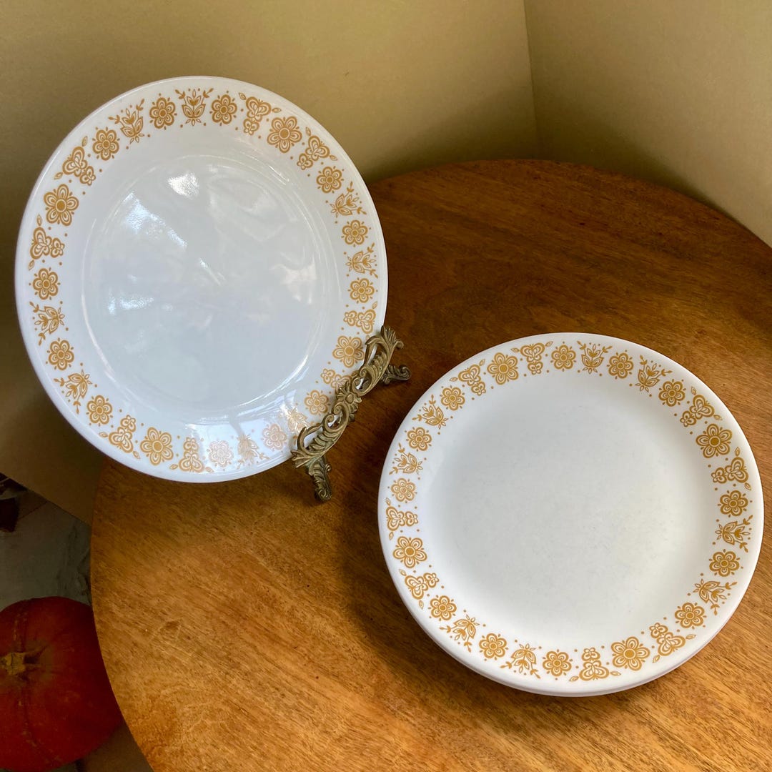 8 Corelle Butterfly Gold Dinner Plates, Lot of 8 Butterfly Gold Corelle ...