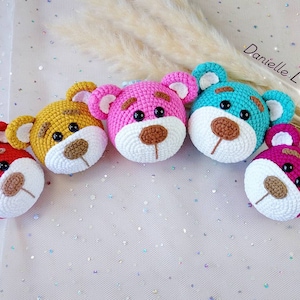 Teddy bear amigurumi crochet pattern / bear amigurumi crochet keychain