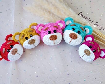 Teddy bear amigurumi crochet pattern / bear amigurumi crochet keychain