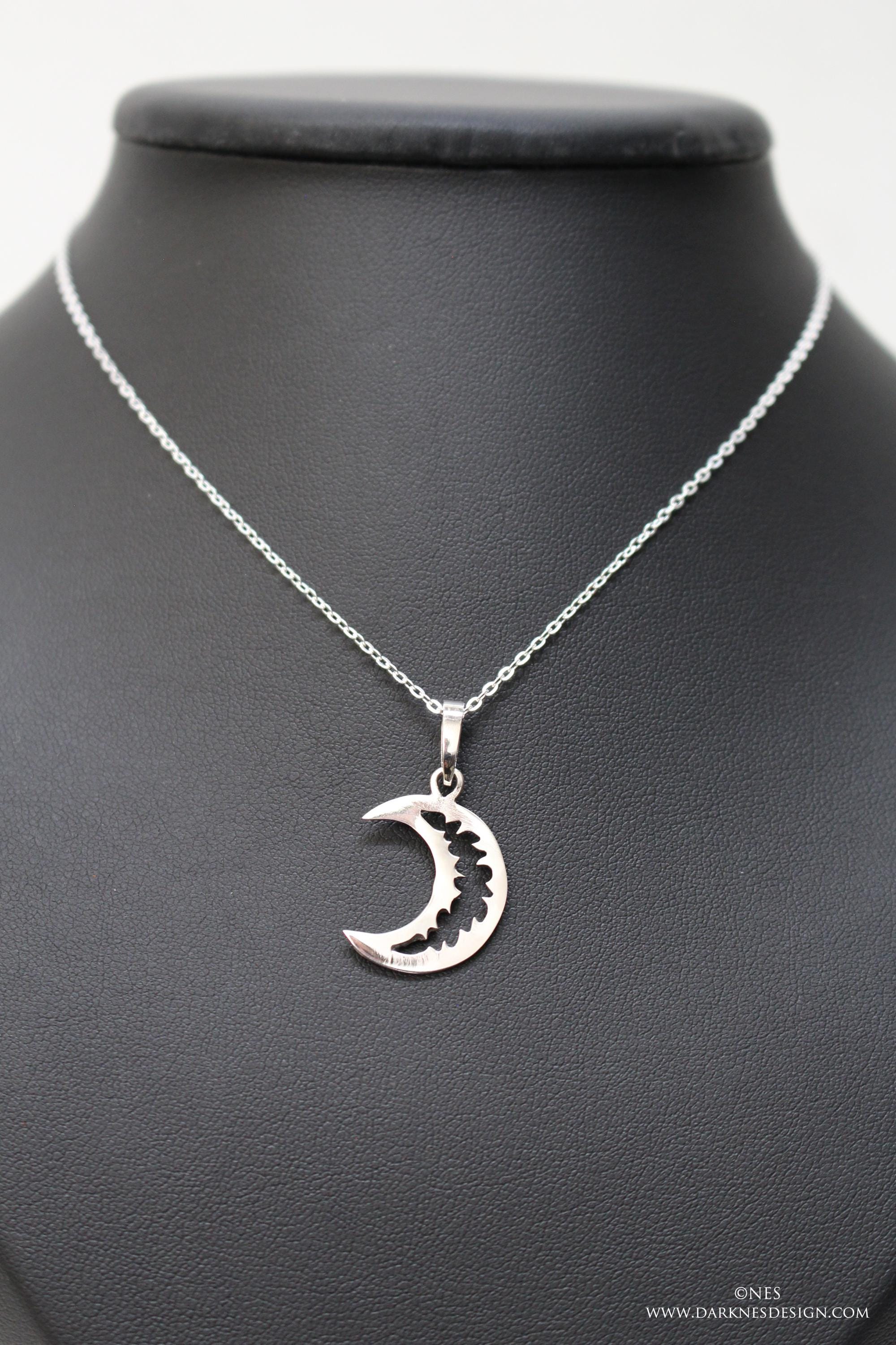 Bracciale con ciondolo a forma di luna, bracciale color argento Bracciale con ciondolo a forma di luna, bracciale color argento