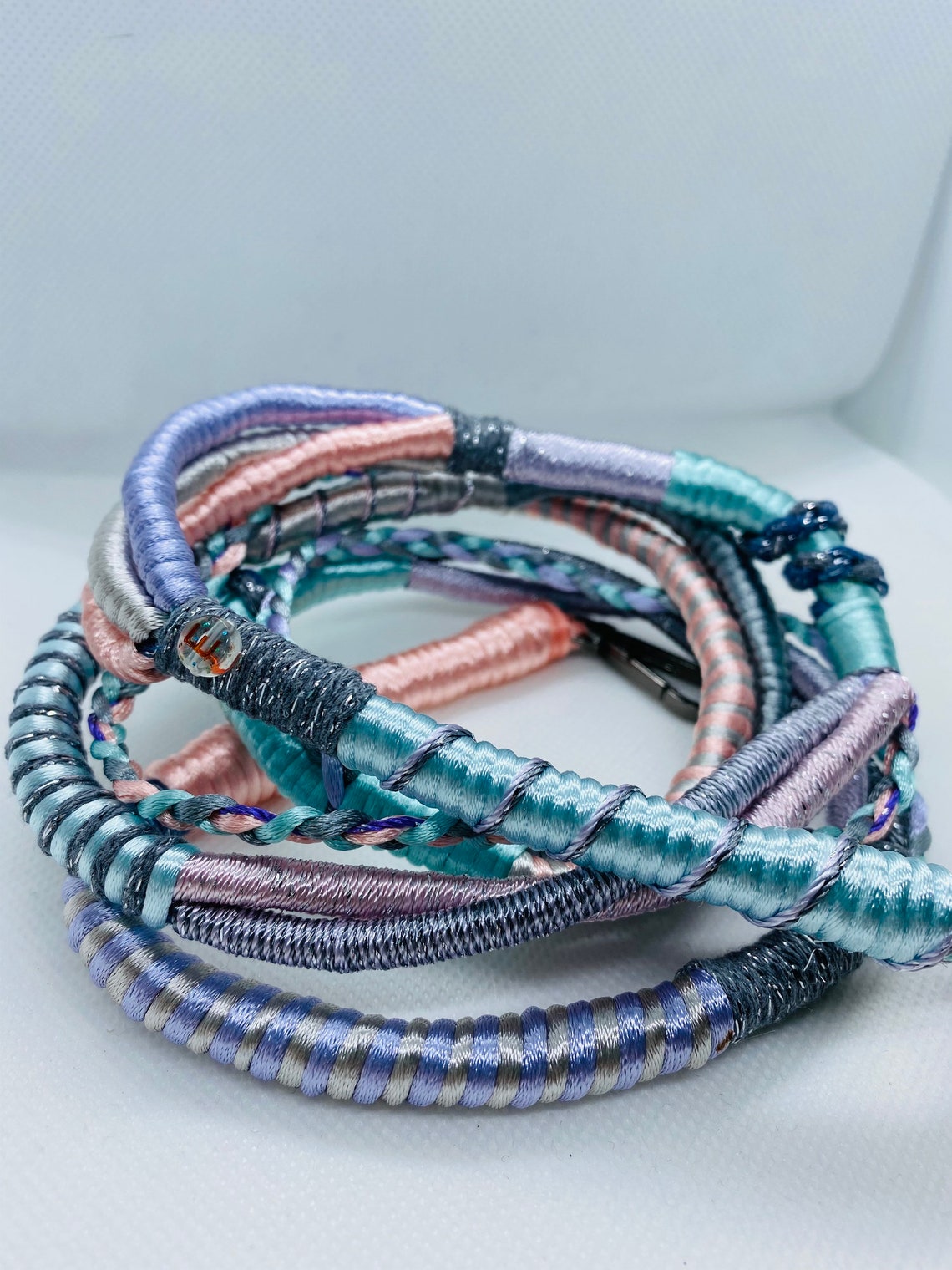 Modest Bracelet de téléphone fabriqué à la main / Cadeaux Etsy