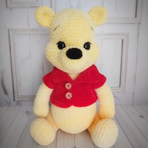 Handmade Winnie the Pooh Plush – 40 cm Crochet Toy – Soft Yellow Teddy Bear – Stuffed Animal Gift – Amigurumi Pooh for Kids.