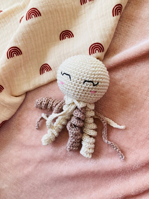 Meduse Poulpe Pieuvre Au Crochet Eveil Bebe Amigurumi Etsy Canada