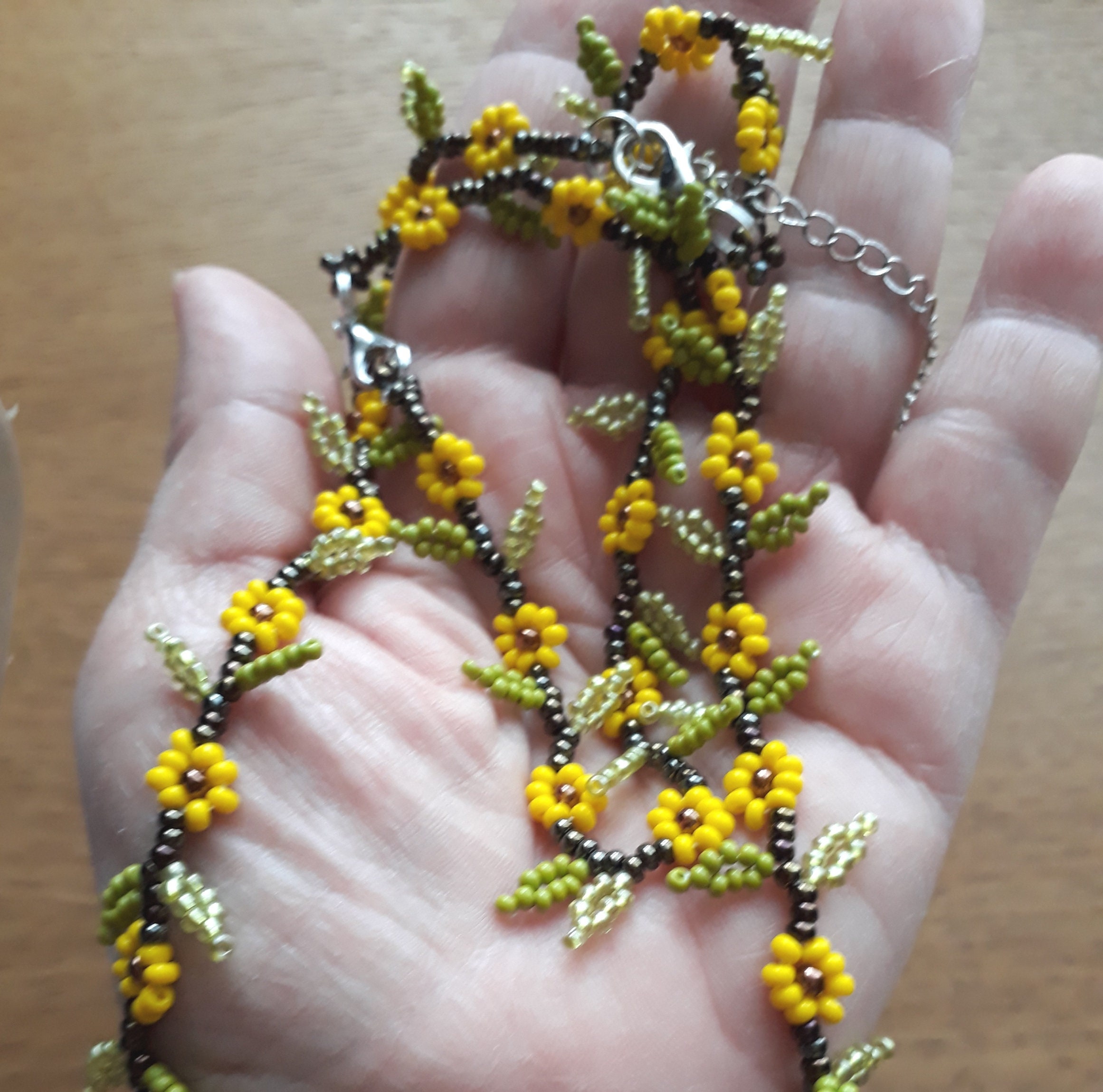 Set beaded flower necklace daisy necklaces seed bead flower Etsy