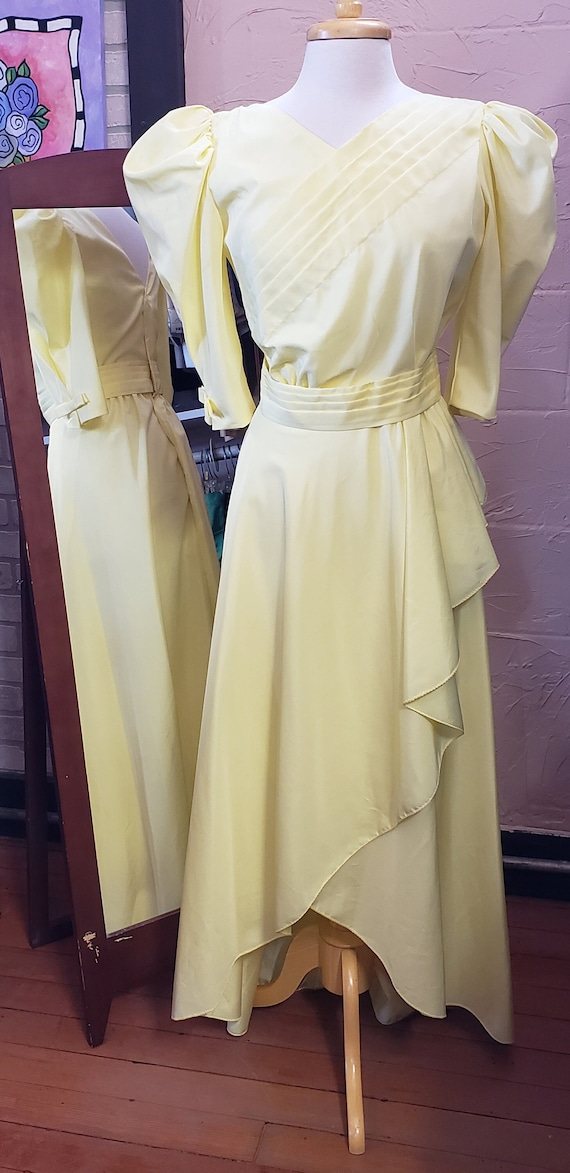 Vintage 90s Union Made Pale Yellow Silky 80s Prom 