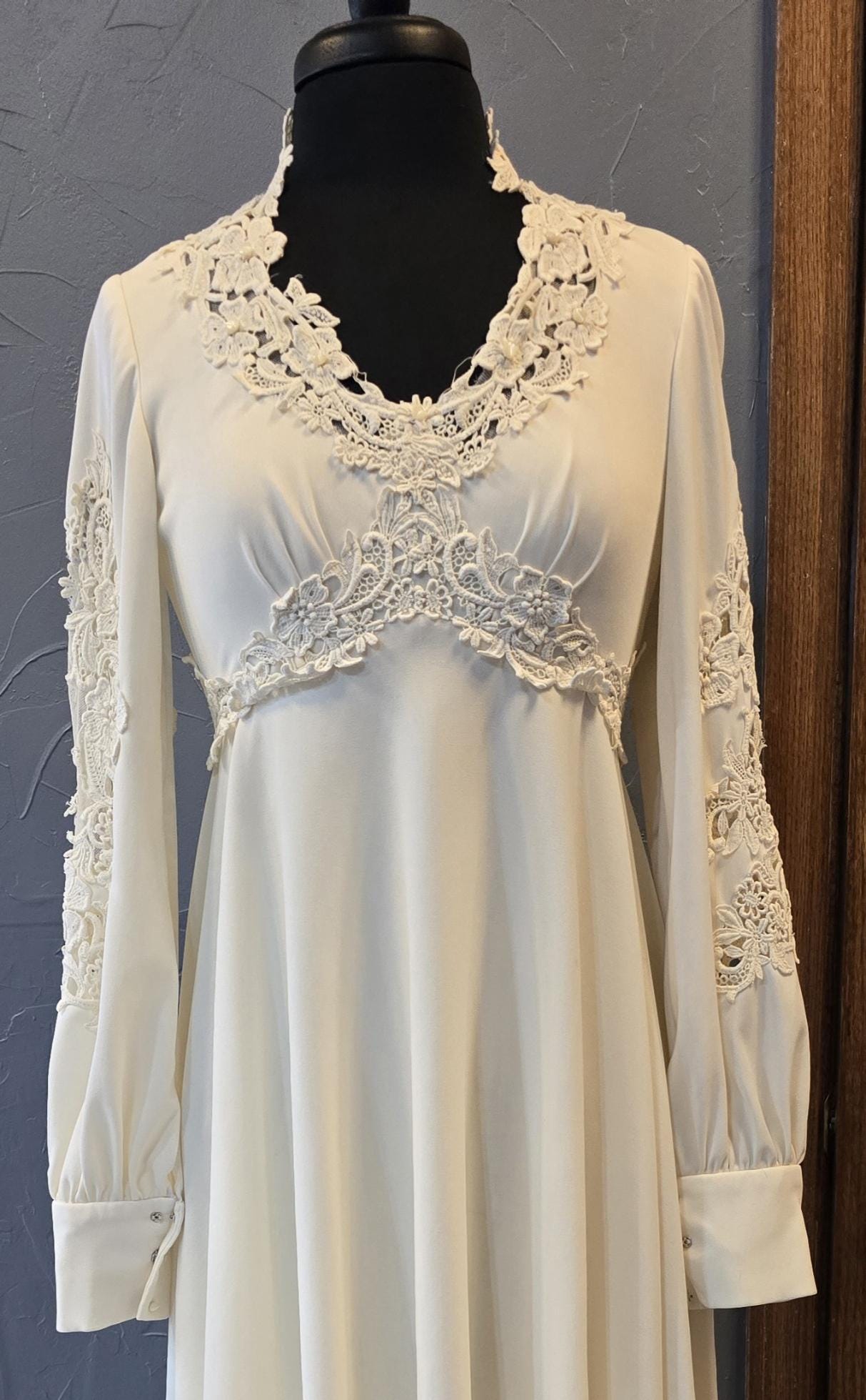Vintage Cream Lace Maxi Dress