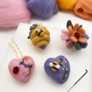 Needle Felting Kit - Springtime, Learn to make a set of decorations for Easter. Craft kit for adults