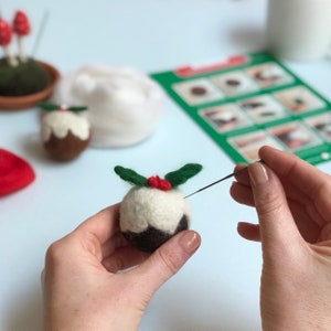 Needle felting kit, Christmas Pudding. Make your own Christmas decorations with this craft kit for adults. A stocking filler for crafters Kit and mat