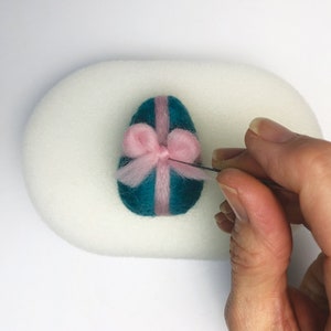 Needle felting Kit Easter eggs Create your own hanging Easter decorations craft kits for adults Easter gift for her, for Mum image 7