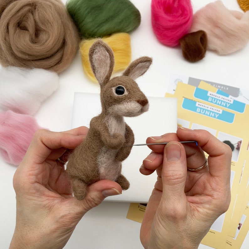 Needle Felted Easter Bunny kit. Craft kit for adults and teens. Learn how to make a felted rabbit. Easter gift. image 1