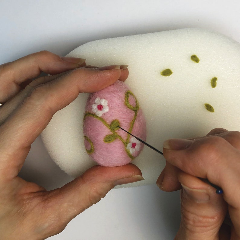 Needle felting Kit Easter eggs Create your own hanging Easter decorations craft kits for adults Easter gift for her, for Mum image 5