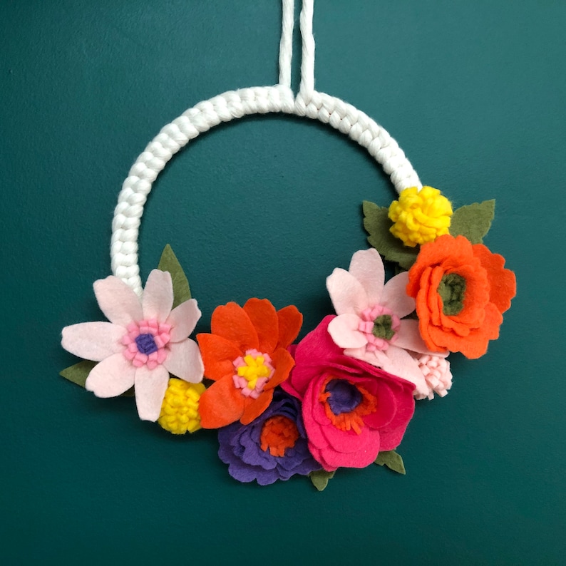 Felt Flower Wreath Kit. Make a DIY floral wreath with this craft kit for adults. Learn macrame and flower making skills. image 10