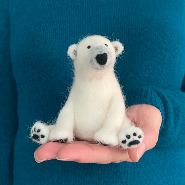 Needle Felting Kit - Polar Bear - make your own polar bear decoration - craft kit for adults - gift for Mum