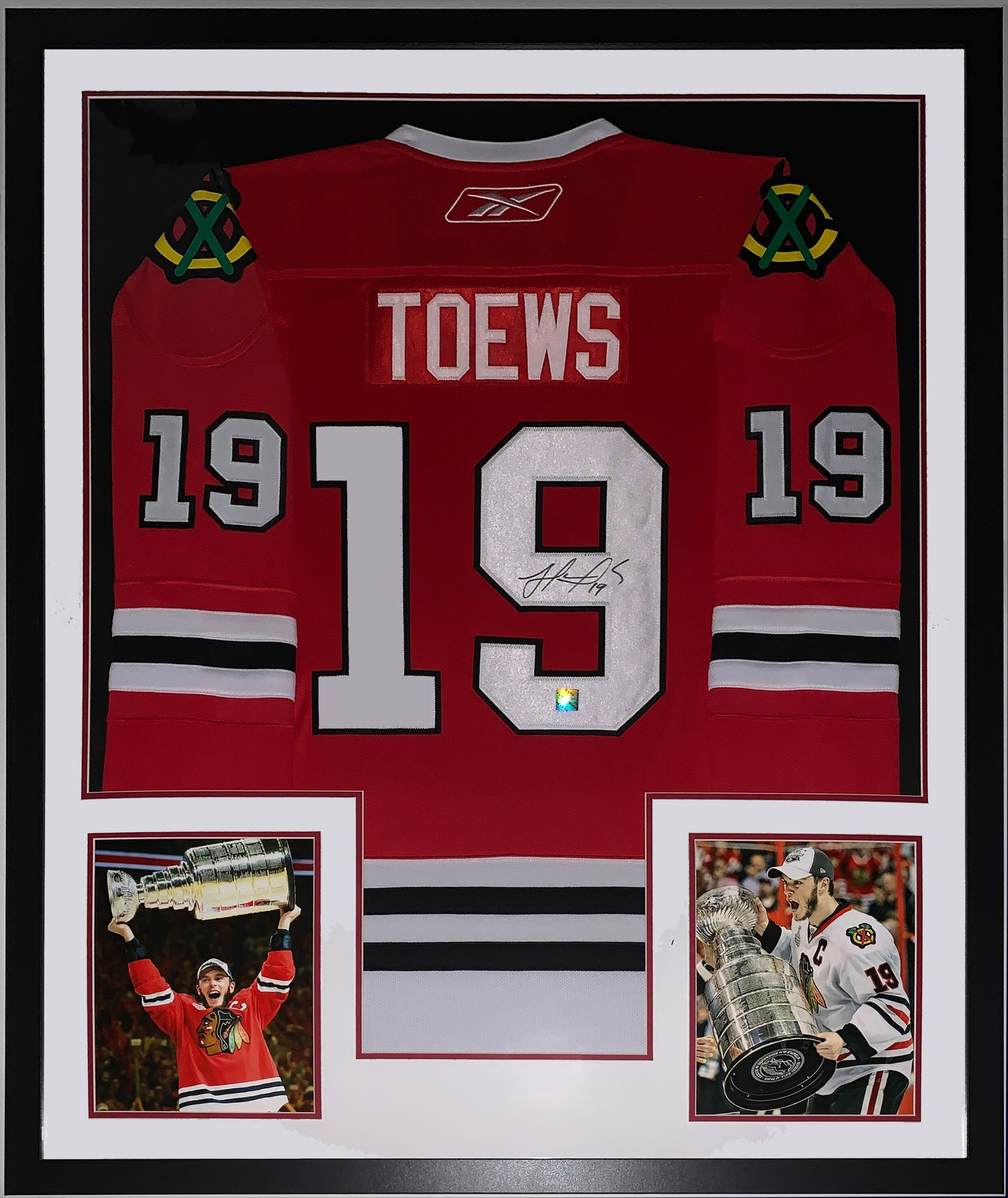 Lids Jonathan Toews Chicago Blackhawks Fanatics Authentic 12 x 15