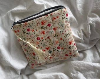 Cosmetica tas, toilettas, etui, make-up tas, menstruatietas | Quilt | Kleurrijk bloemenpatroon