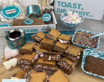 Large Luxury S'mores Kit: Makes 16 S'mores, Belgian Chocolate, Re-Usable Marshmallow Toaster, Family Fun & Plastic Free