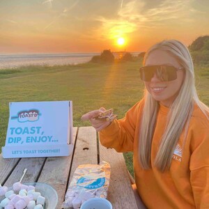 Free From Marshmallow Toasting Kit: Vegan, Gluten & Dairy Free image 9