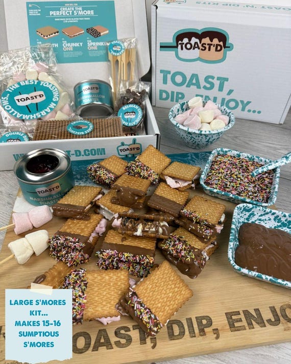 Medium | Kids S'mores Making Kit | Marshmallow Toasting Gift Set