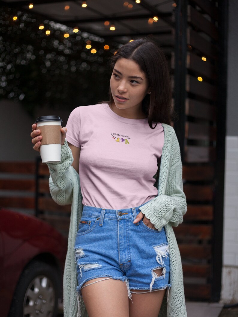 monica geller girlfriends shirt