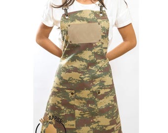 Custom Branded Apron for Coffee Shop | Professional Barista Uniform | Unisex Camouflage Apron with Pockets