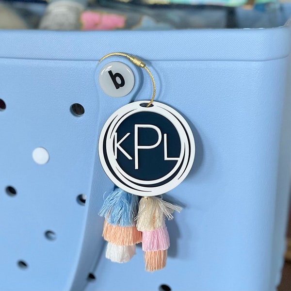 Personalized Initial Bag Charm | Name Beach Tote Tag | Last Name Initial Inside Overlapping Rings | Acrylic Name Keychain | Bogg Bag Tassel