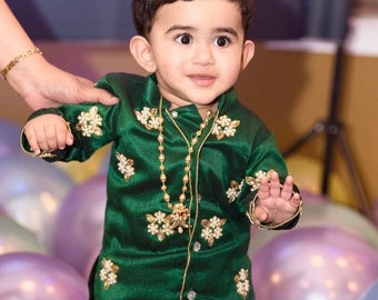 Vêtements ethniques indiens Enfants Sherwani et Dhoti