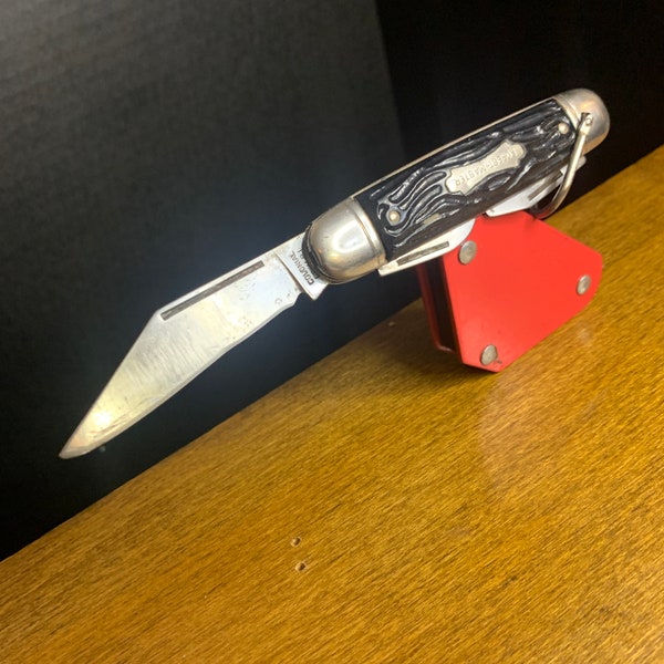 Colonial brand pocket knife 3 blade camper