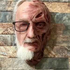 Hybrid Robert Englund/Freddy  1.1 Silicone Wall-Hanger